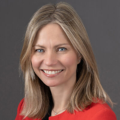 Dominie Moss headshot cropped